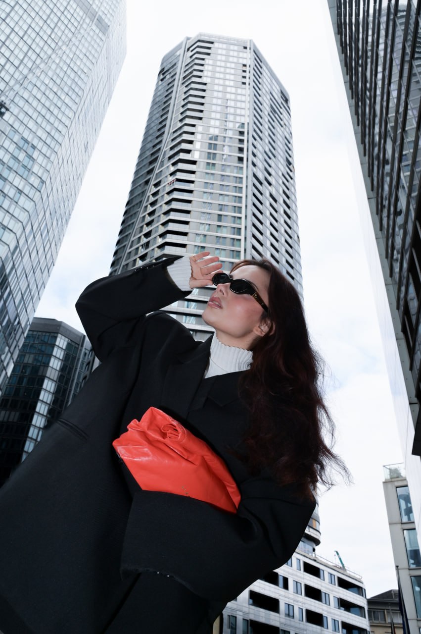 Typberatung und Farbanalyse Frankfurt – Personal Stylist Maria Teverovski